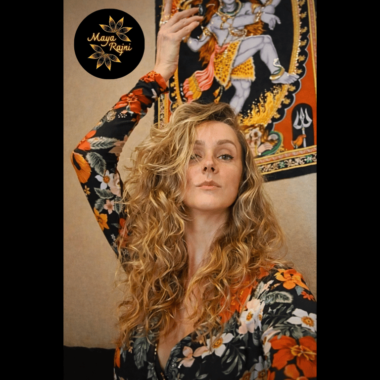 Maya Rajni Massoterapeuta Tântrica 