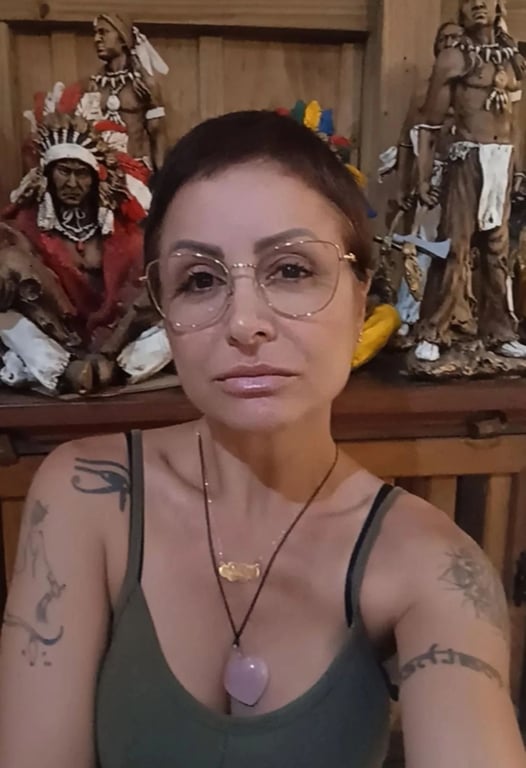 Núbia - Te convido a sentir o toque sutil da Deusa