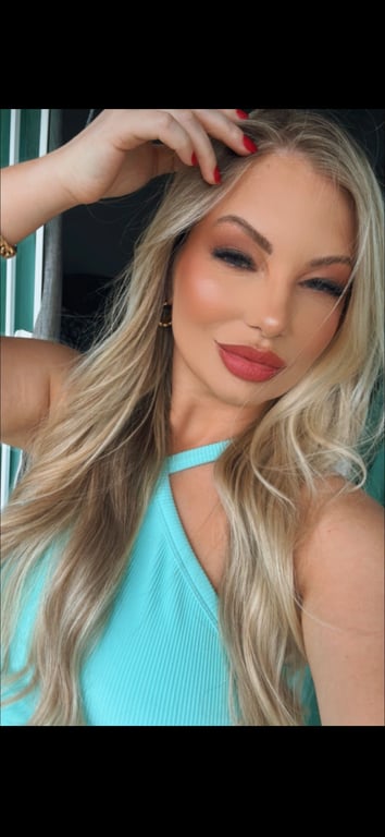 Camila massoterapeuta atendo sozinha 