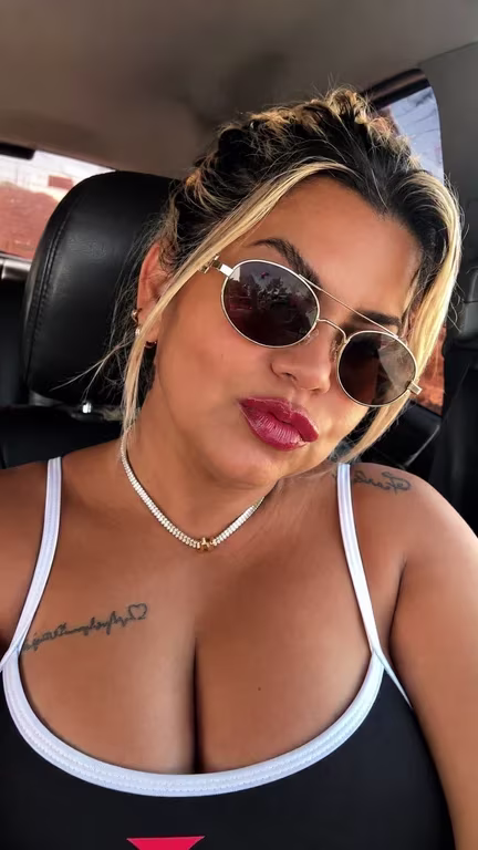 Nanda Terapeuta Especialista em prostática e Nuru Massagem nuru