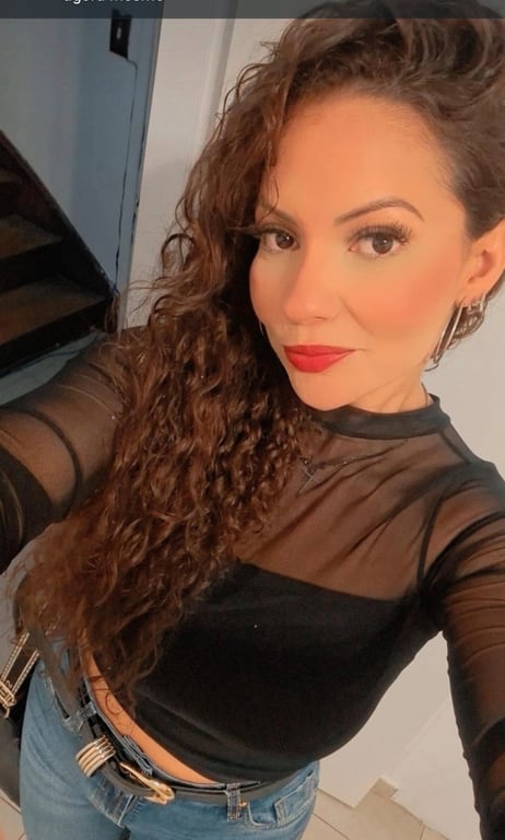 Gaby massagem tântrica,sensual e depilação 