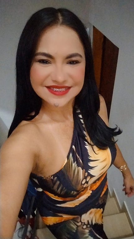 Ângela Vaz, Seu bem-estar em boas mãos.