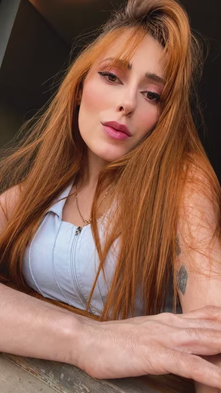 Lua massoterapia ruiva cuidado personalizado Massagem tântrica