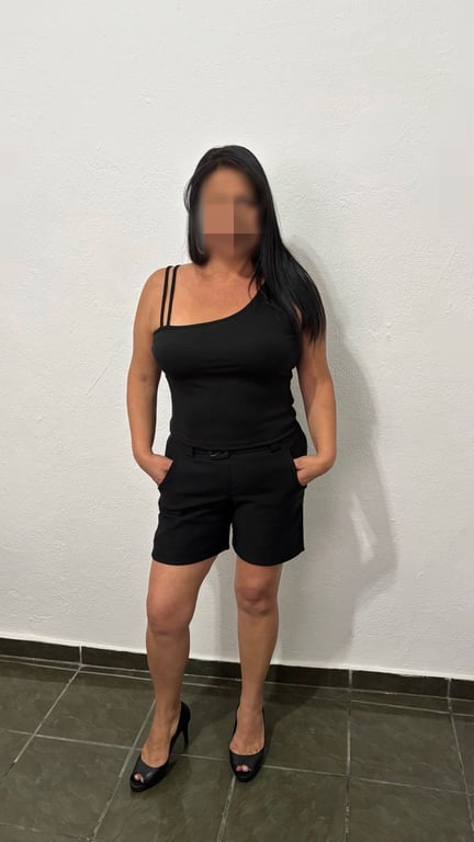 Stela: Massagista Lingam Madura Quarentona Massagem em Stela: Massagista Lingam Madura Quarentona Massagem em