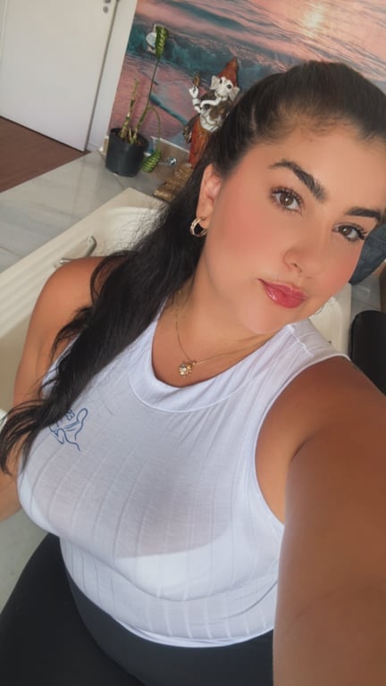 Ana Massoterapeuta Profissional - Massagem Relaxante, Nuru e Sensual 