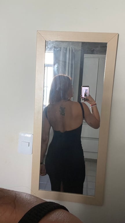 Vívian Massoterapeuta tântrica/ Nuru prostática, vivência Massagem sensual