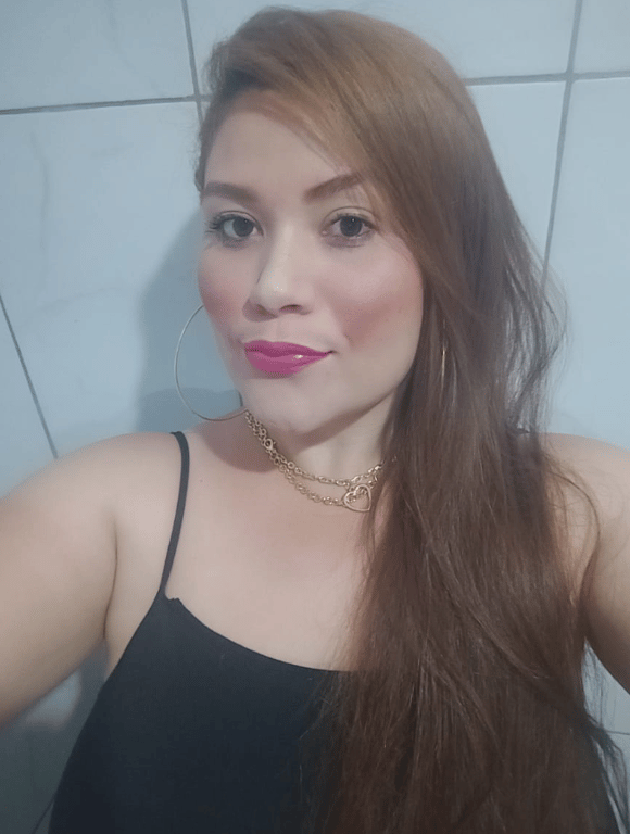 THAYLA - Massagem Clássica - Equilíbrio entre corpo e mente.