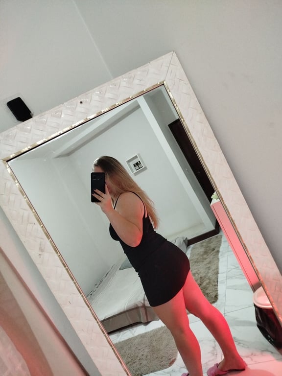 Juliana – Sua Experiência Suprema em Massagem Nu Massagem