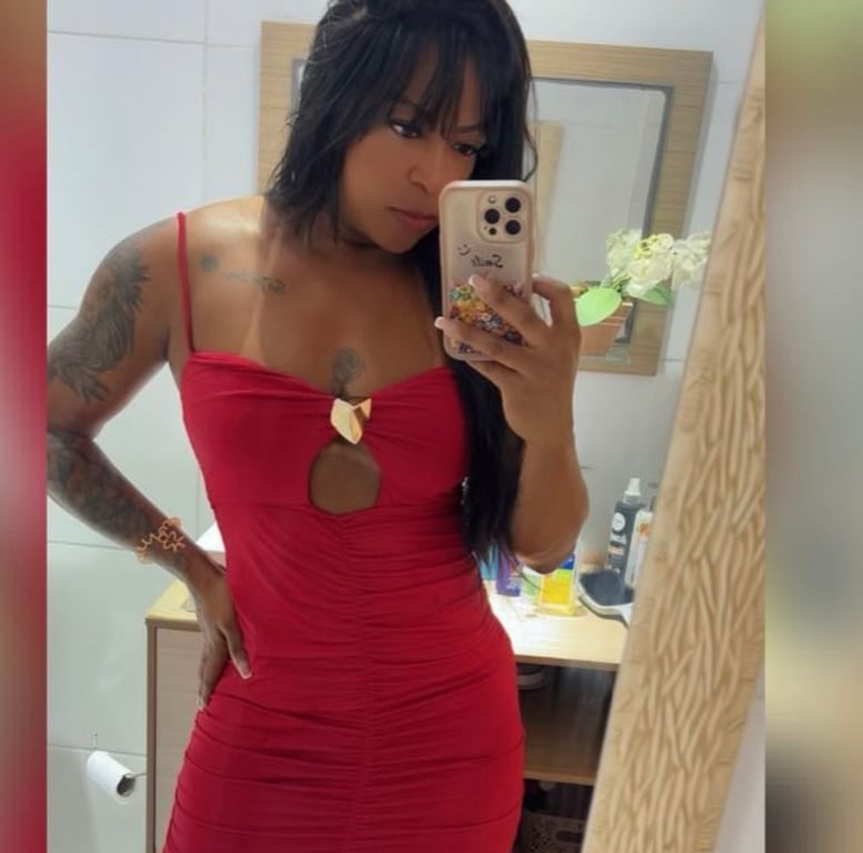 Beatriz Souza ! Massagista , atenciosa e muito paciente !