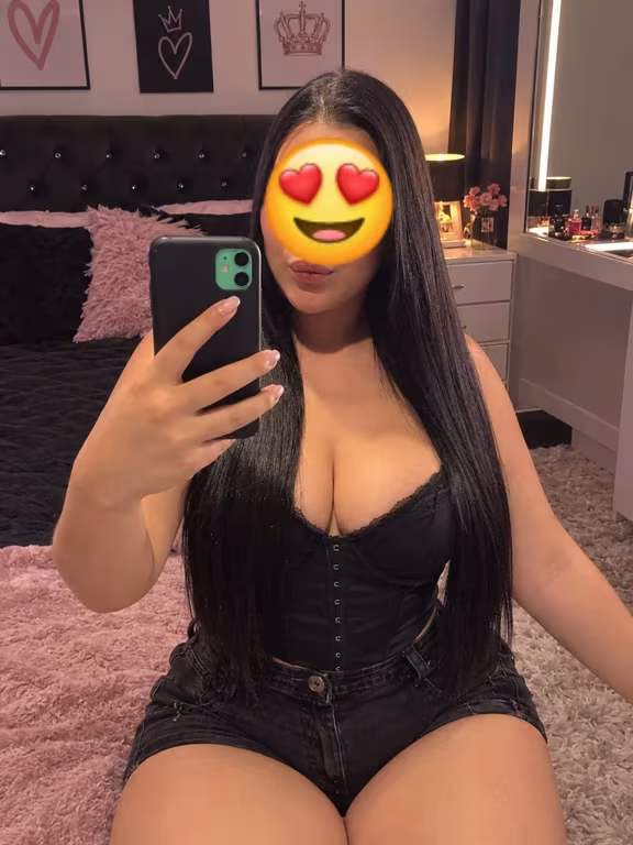 Larissa / Especialista Em Massagem E sensualidade Massagem em