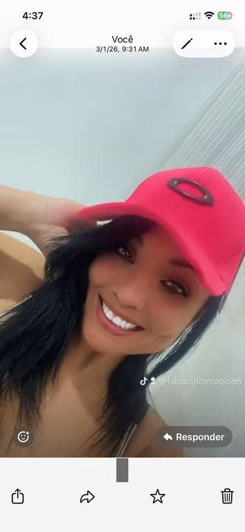 Júlia Ferraz,massoterapeuta safada mãos de fada . Massagem nuru