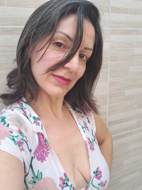 Angel A melhor escolha para relaxar e viajar no tempo! Massagista