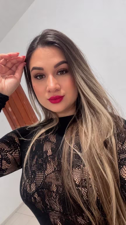 Fran | Massoterapeuta e Terapeuta Corporal Massagem sensual em