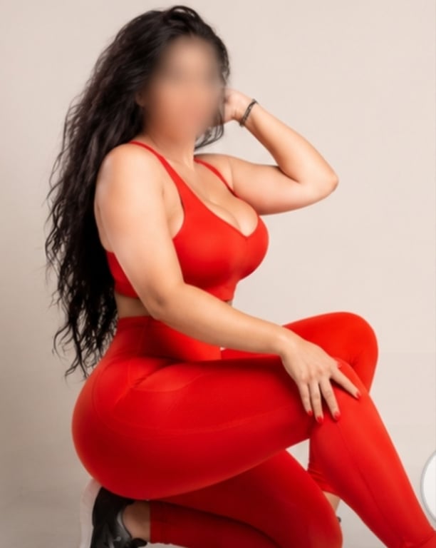 Massagens relaxantes/tântricas e nuru Massagem tântrica em