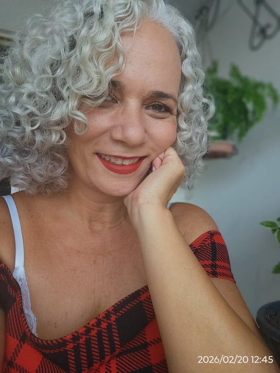 Massagem Relaxante e Tântrica | Venha sentir o Toque de Shakti 