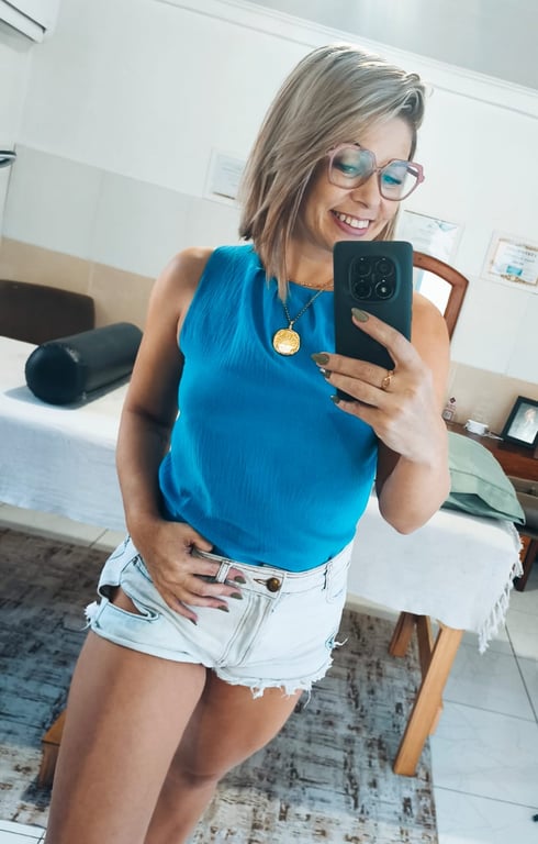 Geovana Massoterapeuta e Terapeuta! Saiba Mais SOBRE!