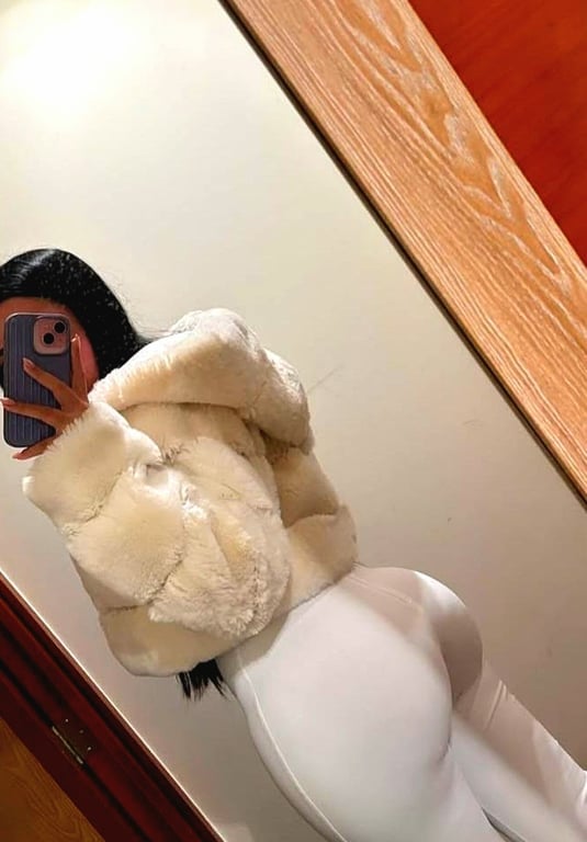 TRANSEX GABRIELA - MIX DE MASSAGEM SENSUAIS - PRAZER E RELAXAMENTO