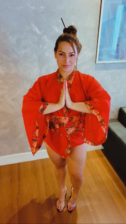 Cami Ruiva-Especialista em Terapia Tântrica