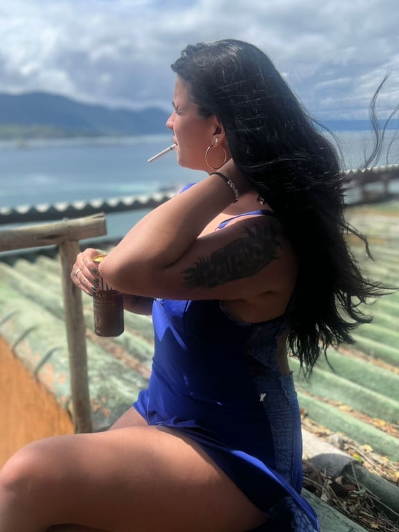 Experiência Única - Massagem Erótica e Sensual com Melissa Greenhouse Massagista em