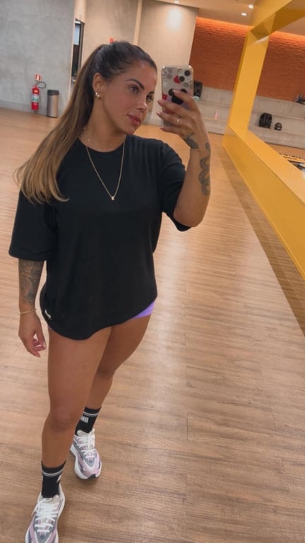 Kamilla Massagem Kamilla Massagem