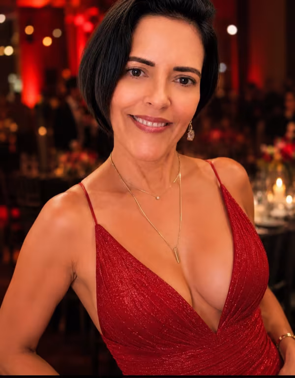 SAMIRA TERAPEUTA INTEGRATIVA Massagem tântrica