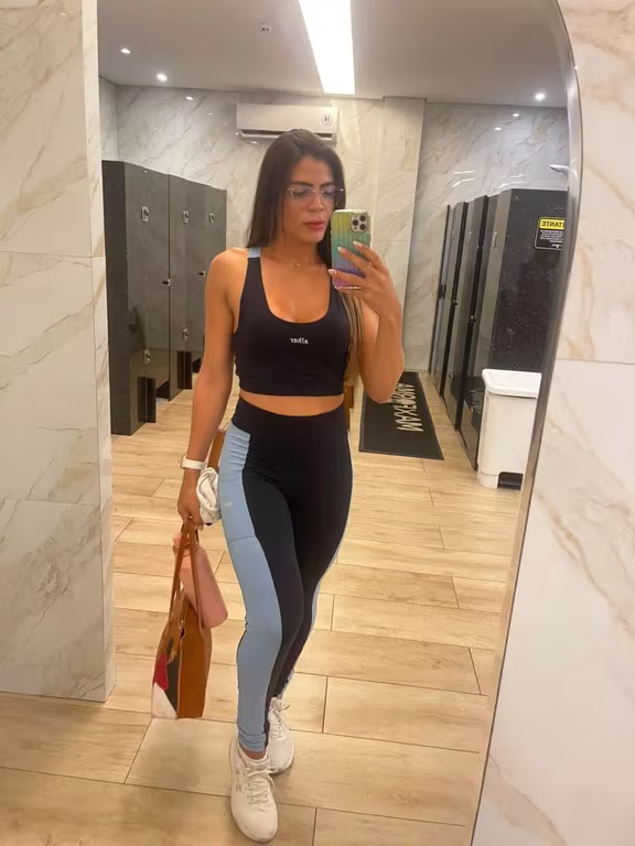 Terapeuta Trans Mayanna Massagem nuru
