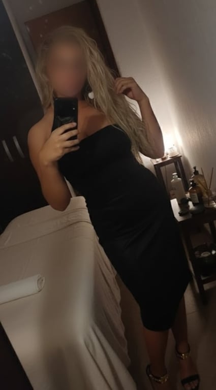 Terapeuta nova na cidade, curta temporada. 