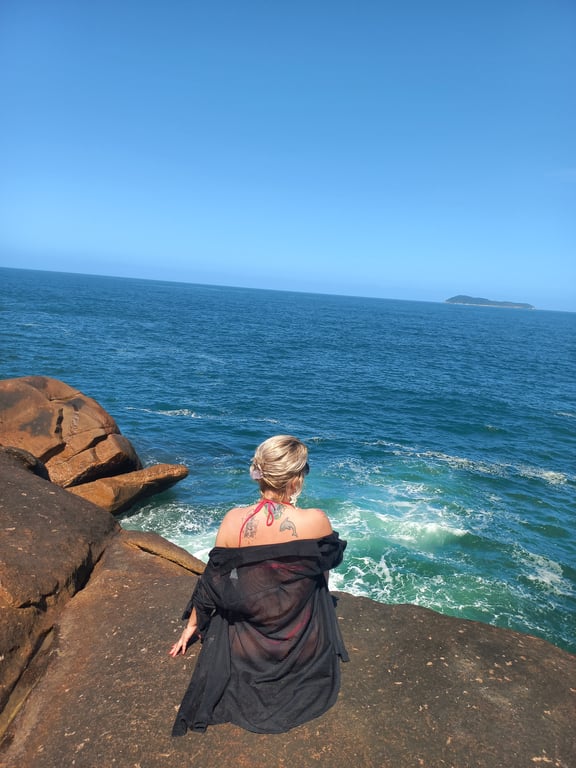 Janaína – Seu Momento de Bem-Estar com toques na medida certa. 