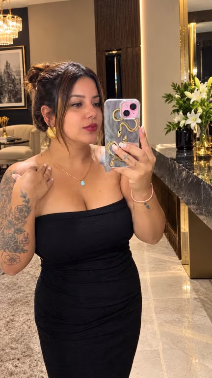 Sarah Narah Tântrica, Nuru, Dominação e Depilação masculina