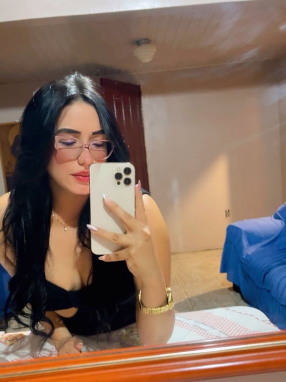 Nicole - Massoterapia tântrica 