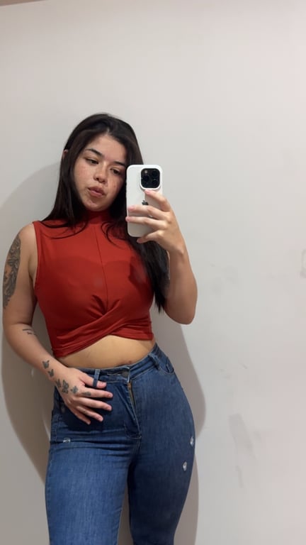 Clara massoterapeuta Essência do Prazer e Relaxamento