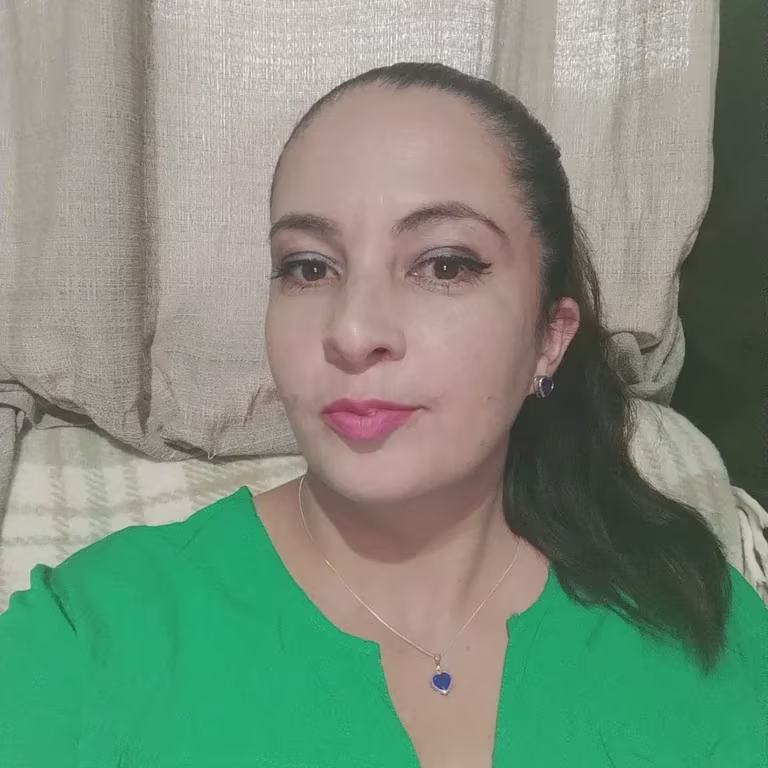 Adriana l massagem relaxante, terapêutica, chiatisu, massagem tântrica