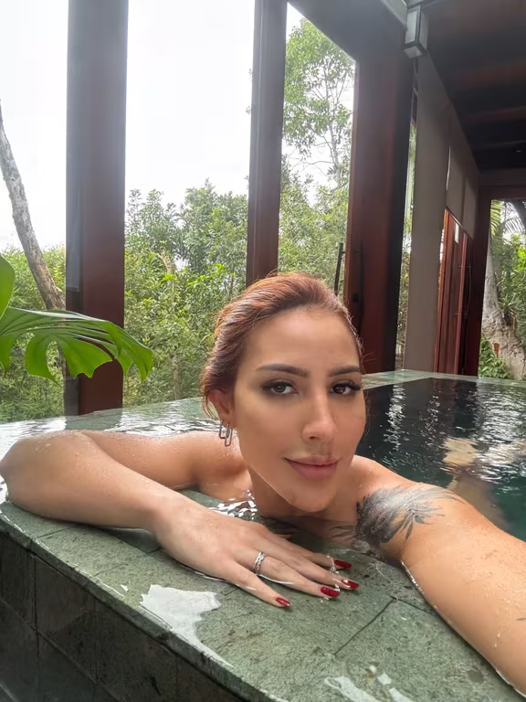 Manu Essence | Massagens Sensoriais & Experiências Exclusivas Massagem