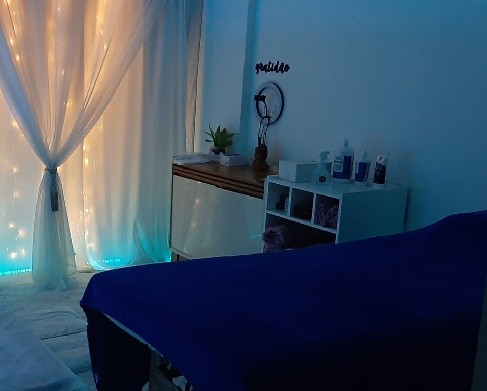 Tantra - Relaxante - Reiki | Atendimento Holístico | Curso Presencial Massagem sensual em