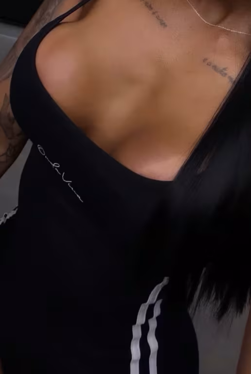 Massagem Relaxante/Nuru Massagem relaxante… com um toque de ousadia