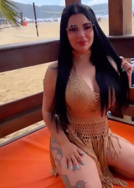 Jade Mãos de Fada, mais que um momento, uma experiência única Massagem tântrica em