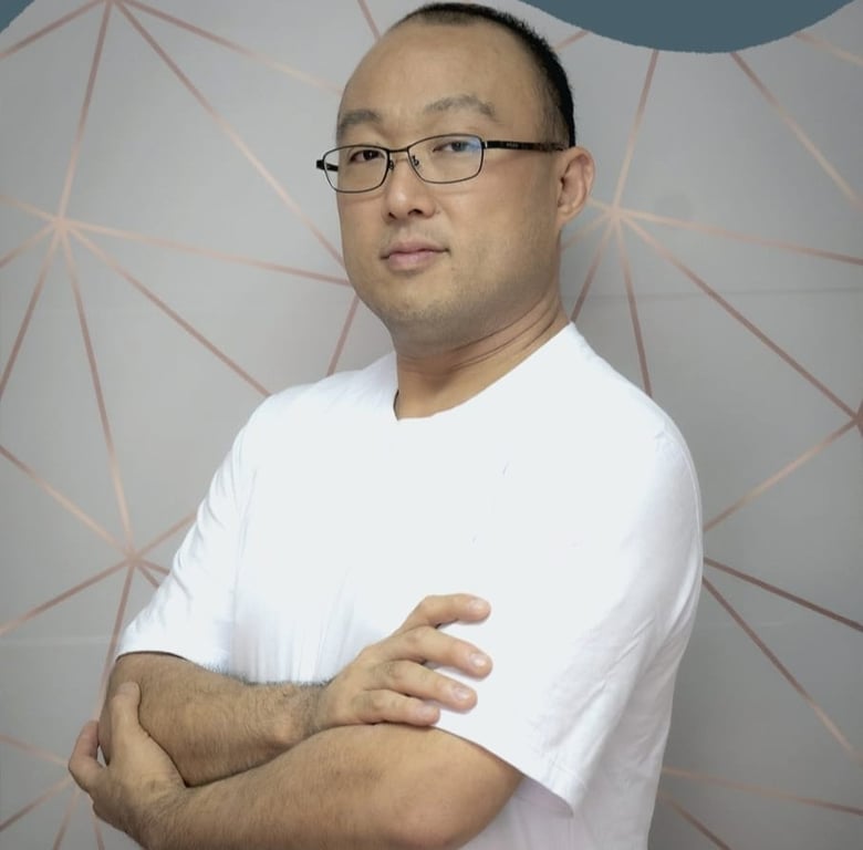 Chen - Massagem Nuru Tântrico Exclusivo para Mulheres