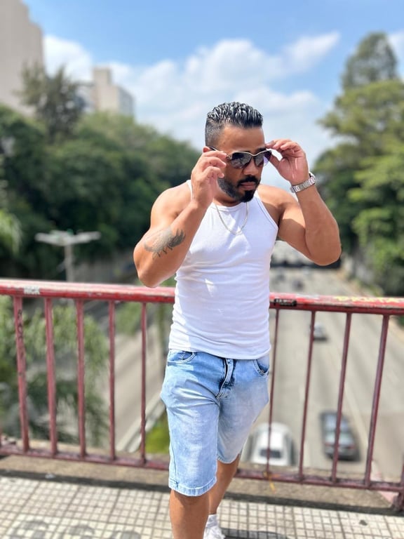 Massagem Nuru e depilação - Luan