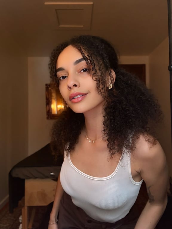 Bianca | Massagem Além do Convencional Massagem