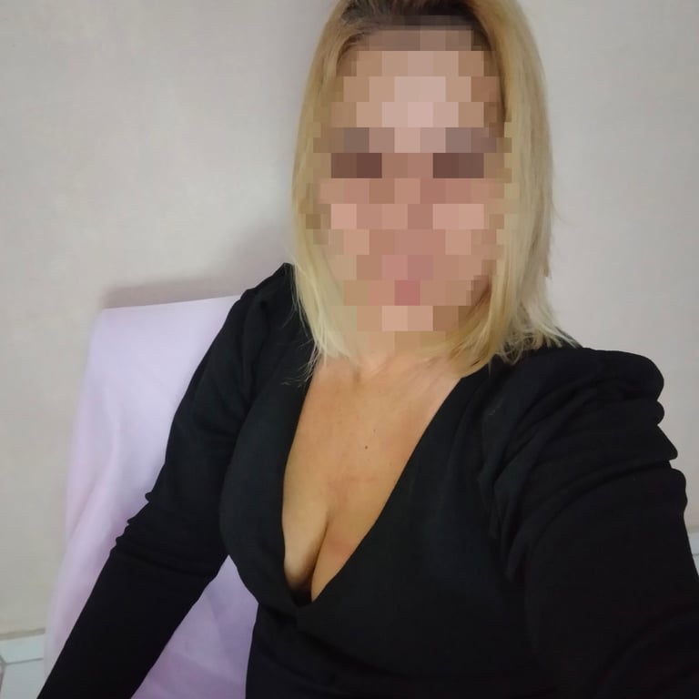 Valentina Campos - Massoterapeuta Massagem tântrica