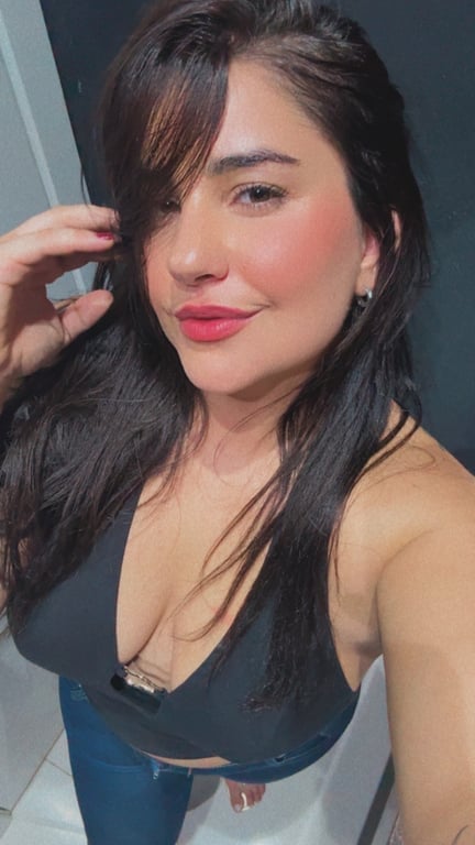 Ana Massoterapeuta Profissional - Massagem Relaxante, Nuru e Sensual