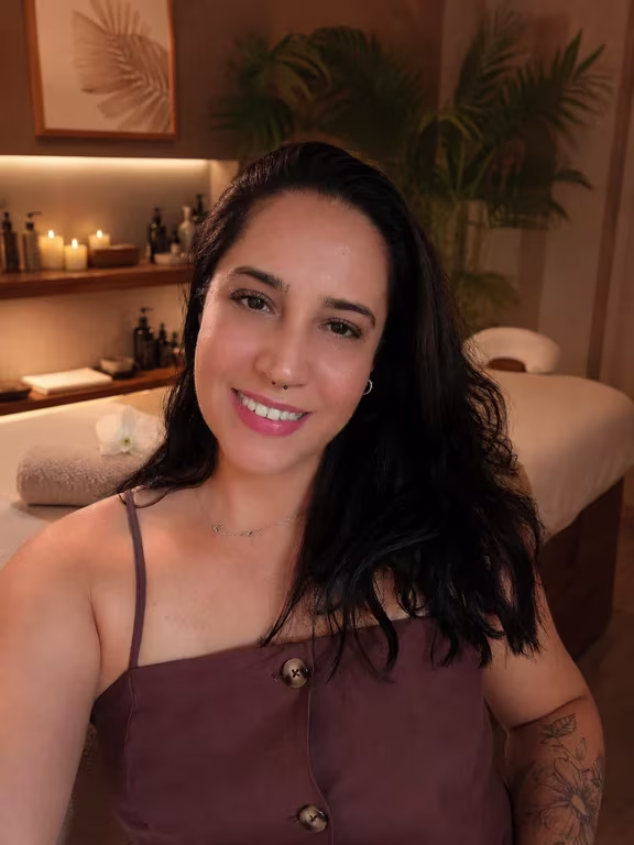 Rosana Melo Terapeuta Corporal Venha Sentir o Poder do Toque