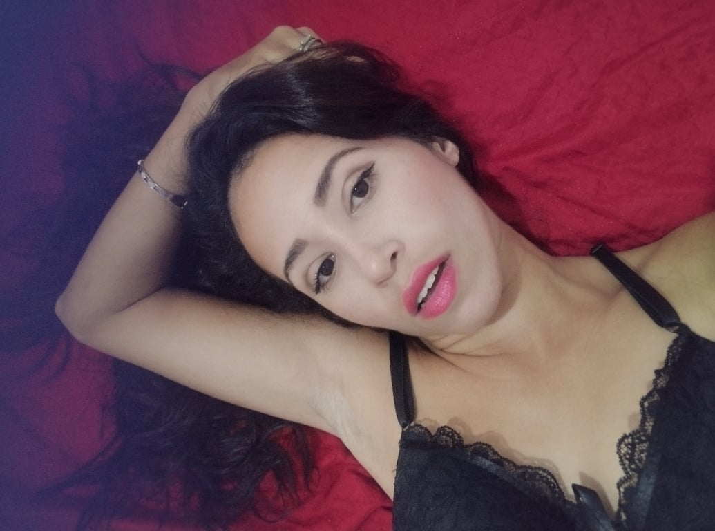 terapeuta Massagem Tântrica e Relaxante com Ana – Conexão, Prazer e Bem-Estar Massagem Tântrica e Relaxante com Ana – Conexão, Prazer e Bem-Estar