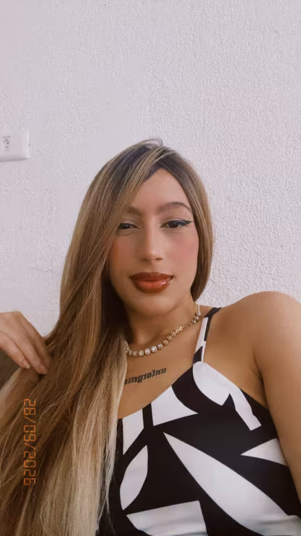 Alana, massoterapeuta, quarta promocional, atendendo até as 20h Massagem em