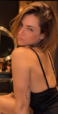 Tatah Moon ESPECIALISTA em te fazer sentir o que nunca sentiu Massagem nuru