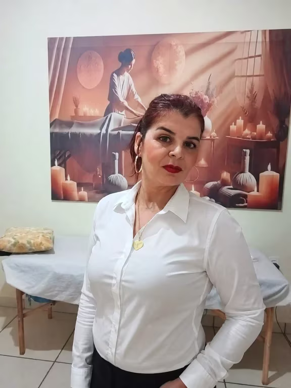Valeriah Massoterapeuta Bem estar em cada toque Massagem sensual Valeriah Massoterapeuta Bem estar em cada toque Massagem sensual