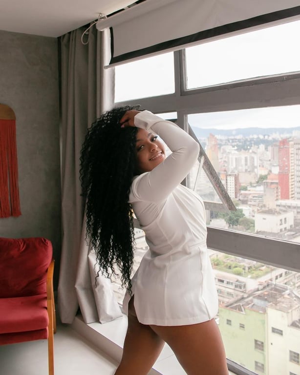 terapeuta Liss terapeuta. Venha conhecer uma nova experiência Liss terapeuta. Venha conhecer uma nova experiência