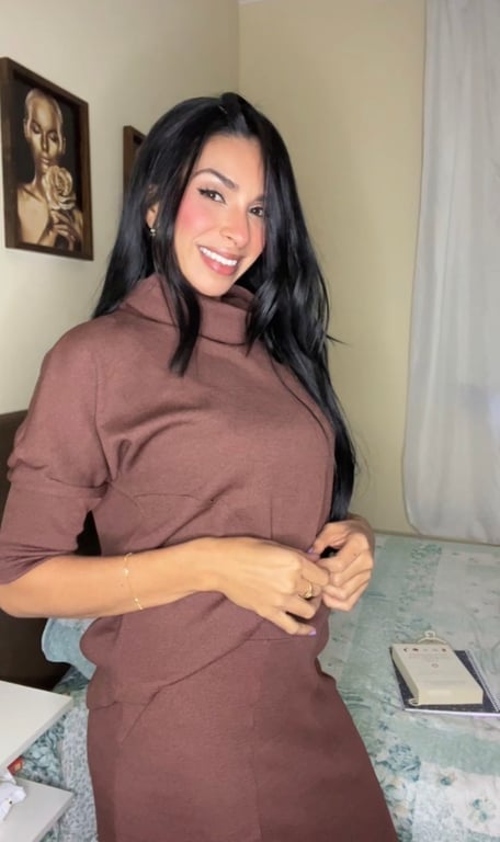 Sabrina Muniz profissional Nuru Tântrica relaxante muscular