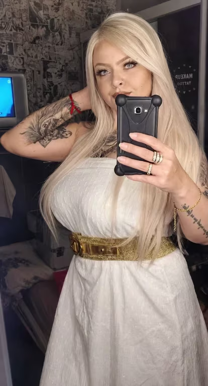 Alice Brandão Loira deliciosa Massagem e finalização Massagem tântrica em