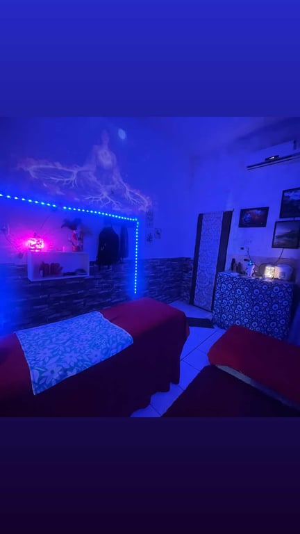 Jessica especialista em tratar ejaculação precoce com tântrica e nuru Massagem